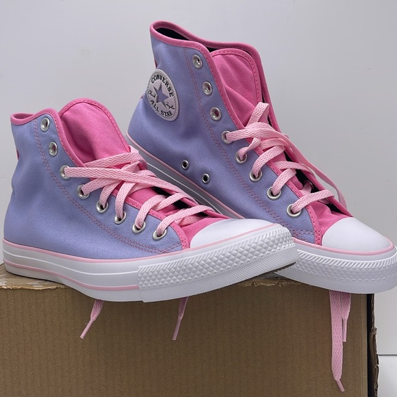 Converse Men’s A02171C Chuck Taylor All Star Canvas Sneakers - Picture 4 of 16